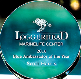 Scott Harris received the Loggerheatd Marinelife Centers 2016 Blue Ambassador of the Year Award which recognizes a person who has made significant contributions in ocean conservation in greater South Florida through volunteer-related acivities