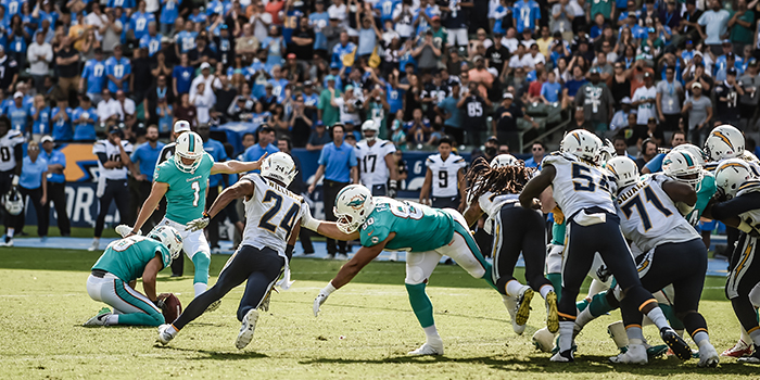 Former Jupiter High School star Cody Parkey misses wildcard game